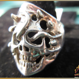 Silver Mens Scull Ring ~ Steve's Custom Jewelers.